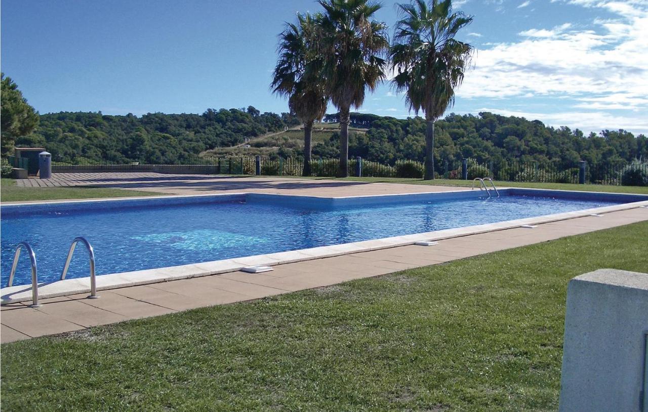 Stunning Home In Tossa De Mar With 3 Bedrooms, Wifi And Outdoor Swimming Pool エクステリア 写真